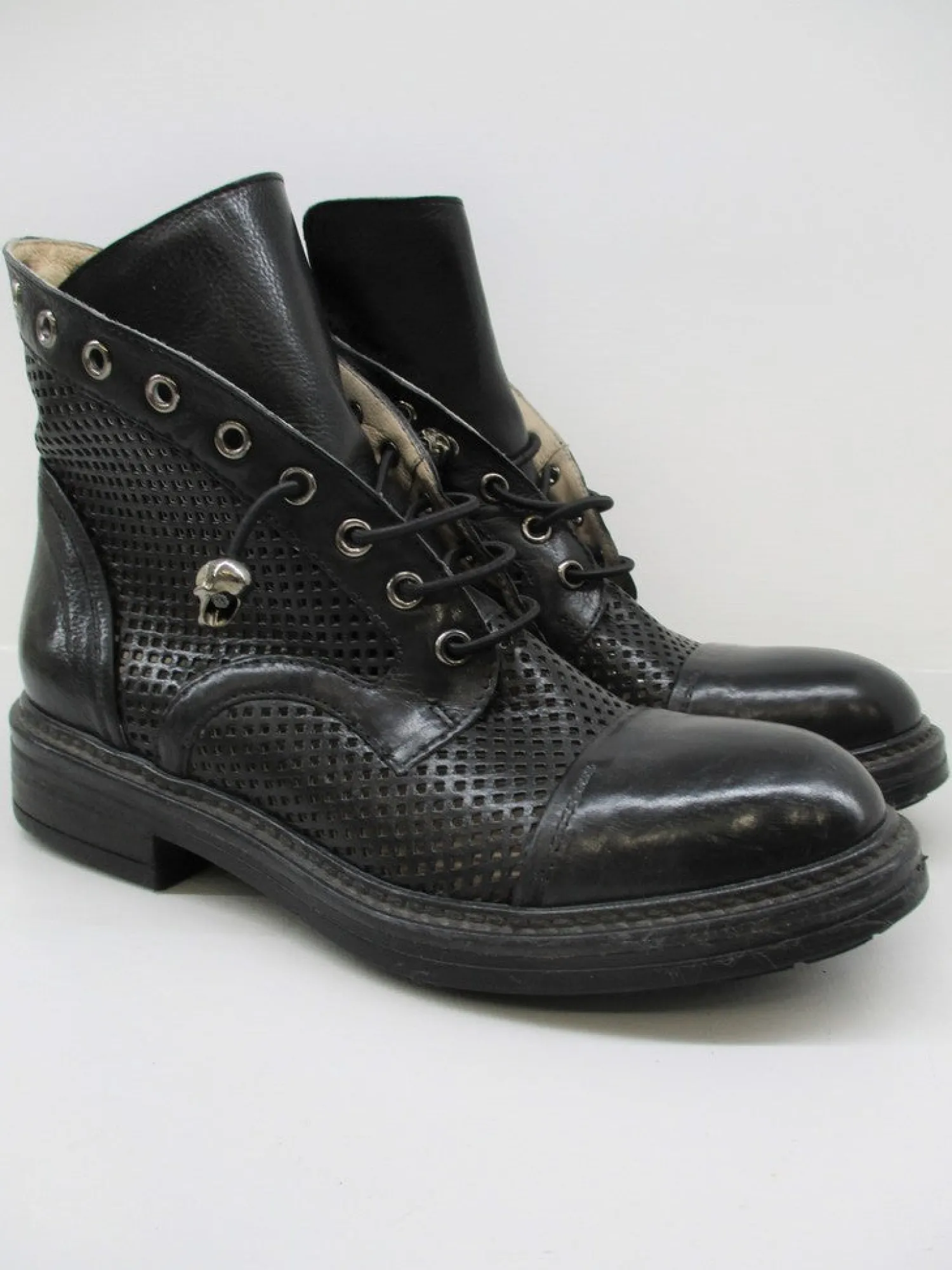 Anfibio donna pelle 6011 nero<Fru.it New