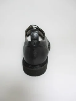 Duilio pelle 2028 nero<La Petite Maison Sale