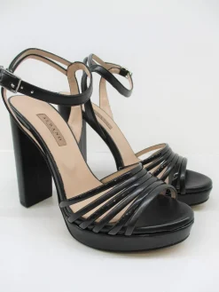 Sandalo pelle donna 4011 nero<Albano New