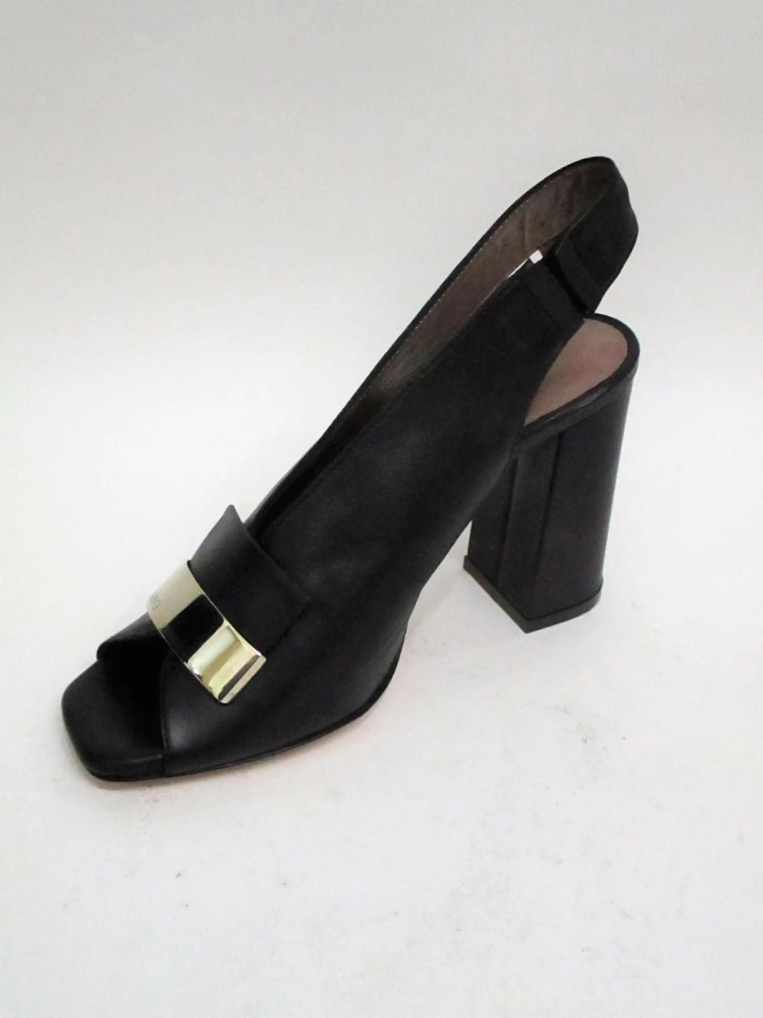 Sandalo pelle donna 2225 nero<Albano New