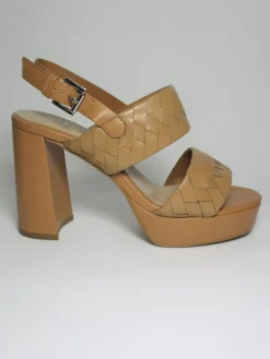 Sandalo pelle donna Agnes cuoio<Apepazza Fashion