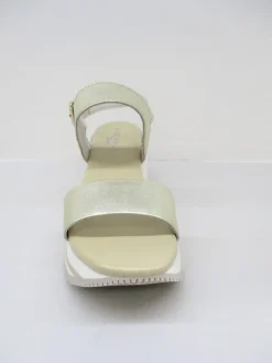 Sandalo pelle donna Helyette platino<Apepazza Online