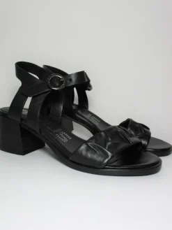 Sandalo pelle donna P09002 nero<Mjus New