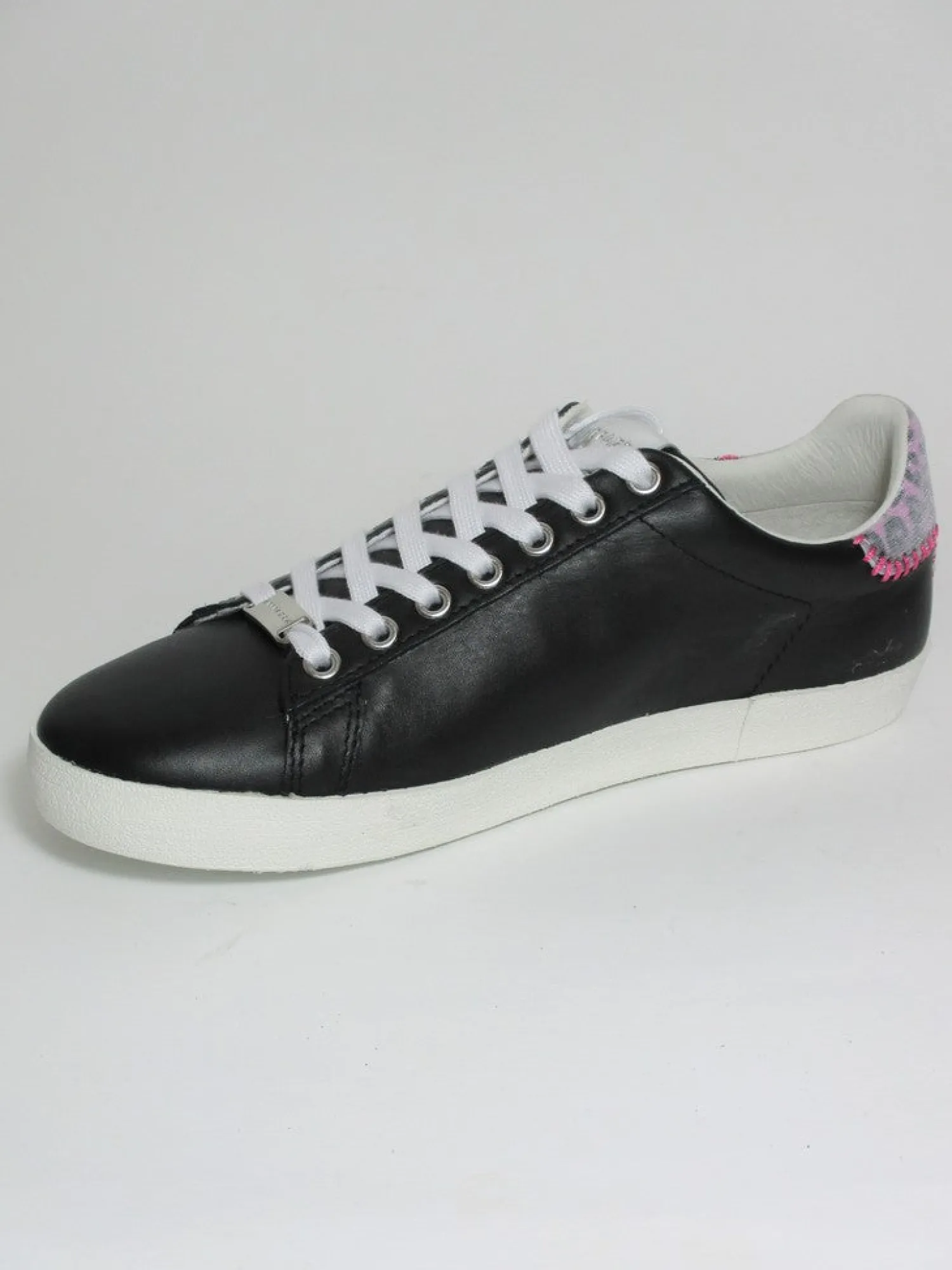 Sneaker pelle donna GIGI nera<Apepazza Hot