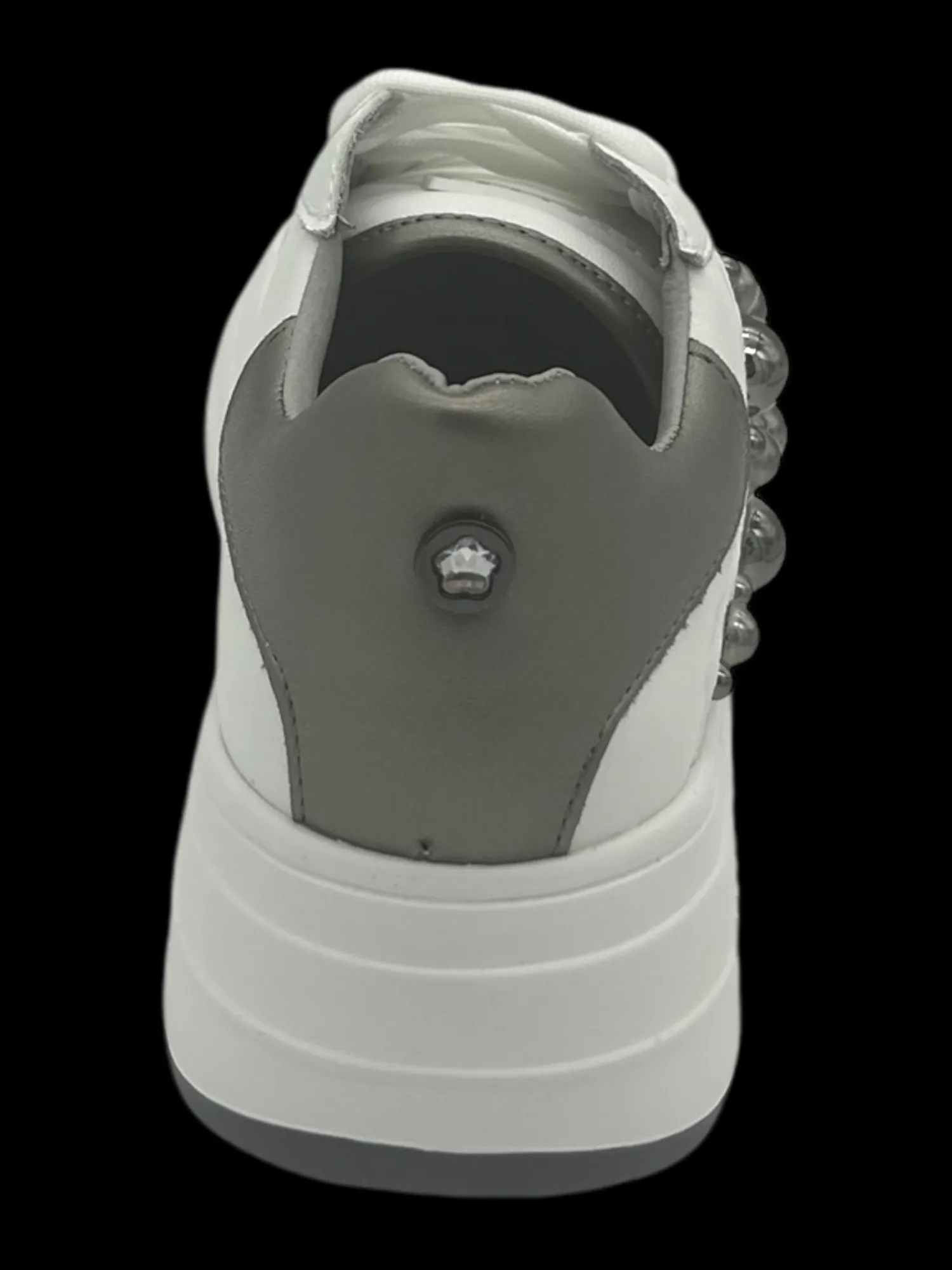 Sneakers donna pelle borchie White - Lucrezia -<Apepazza Fashion