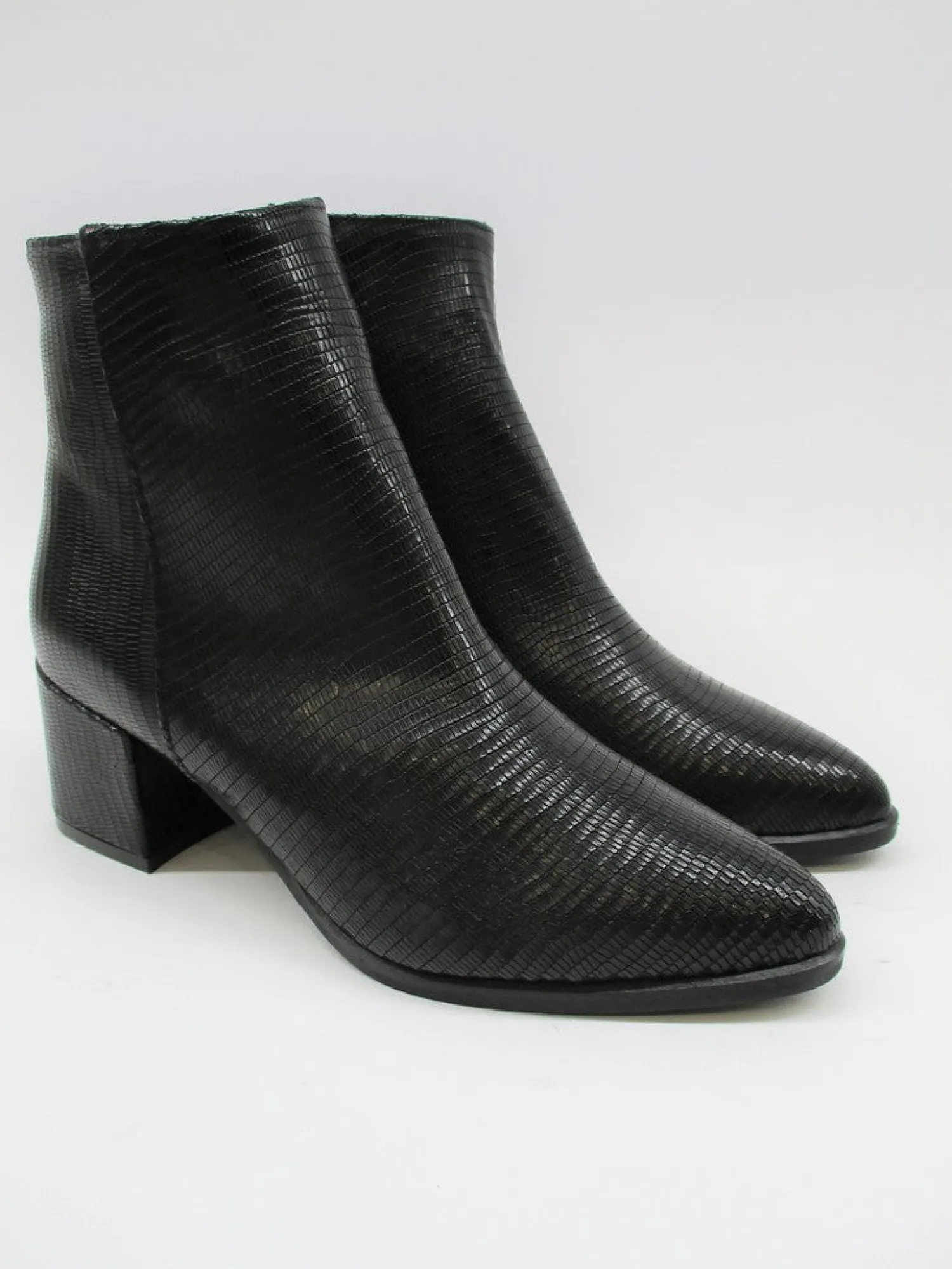 Tronchetto pelle donna 0014 nero<Albano Hot