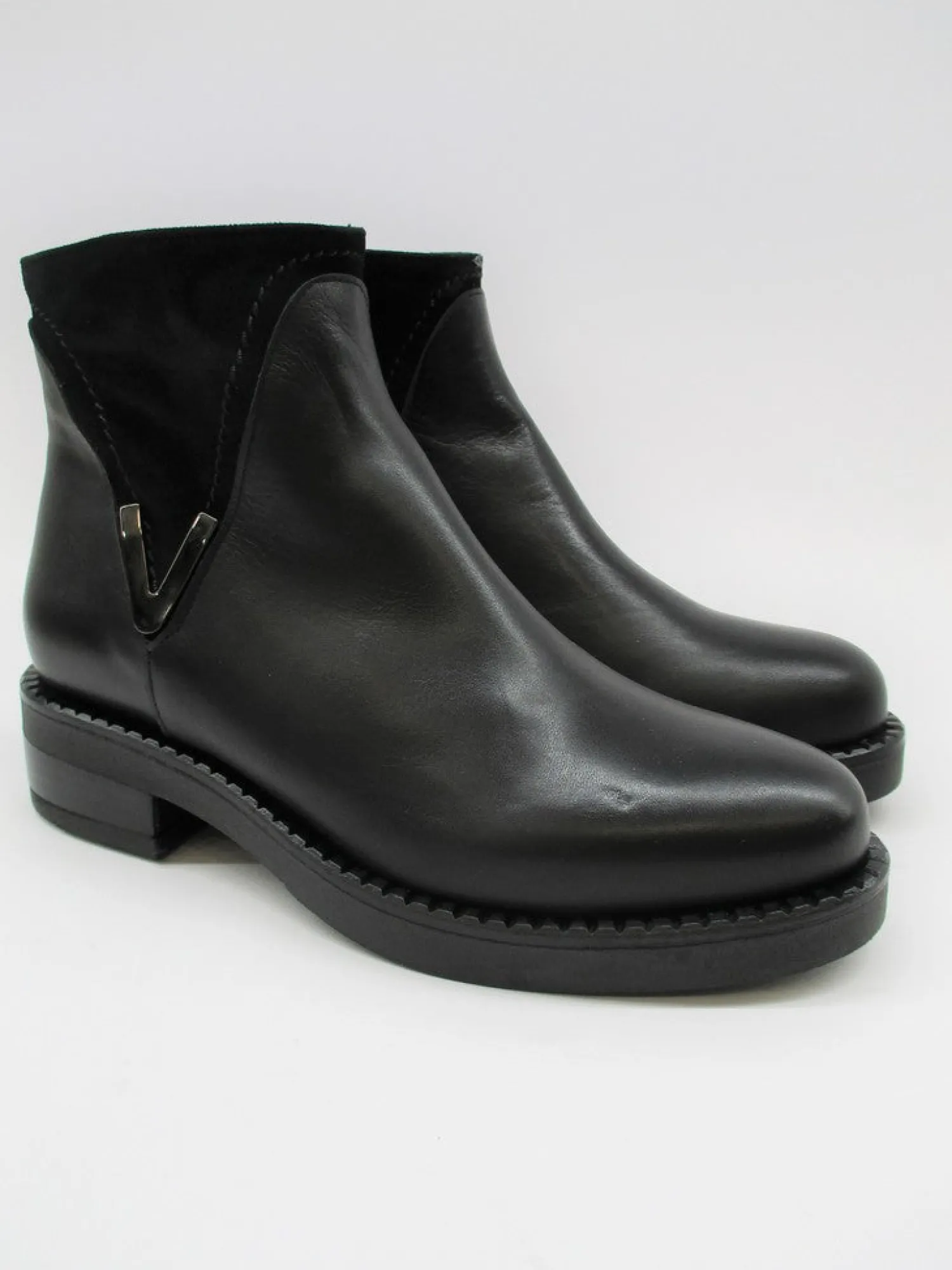 Tronchetto pelle donna 0107 nero<Albano Hot