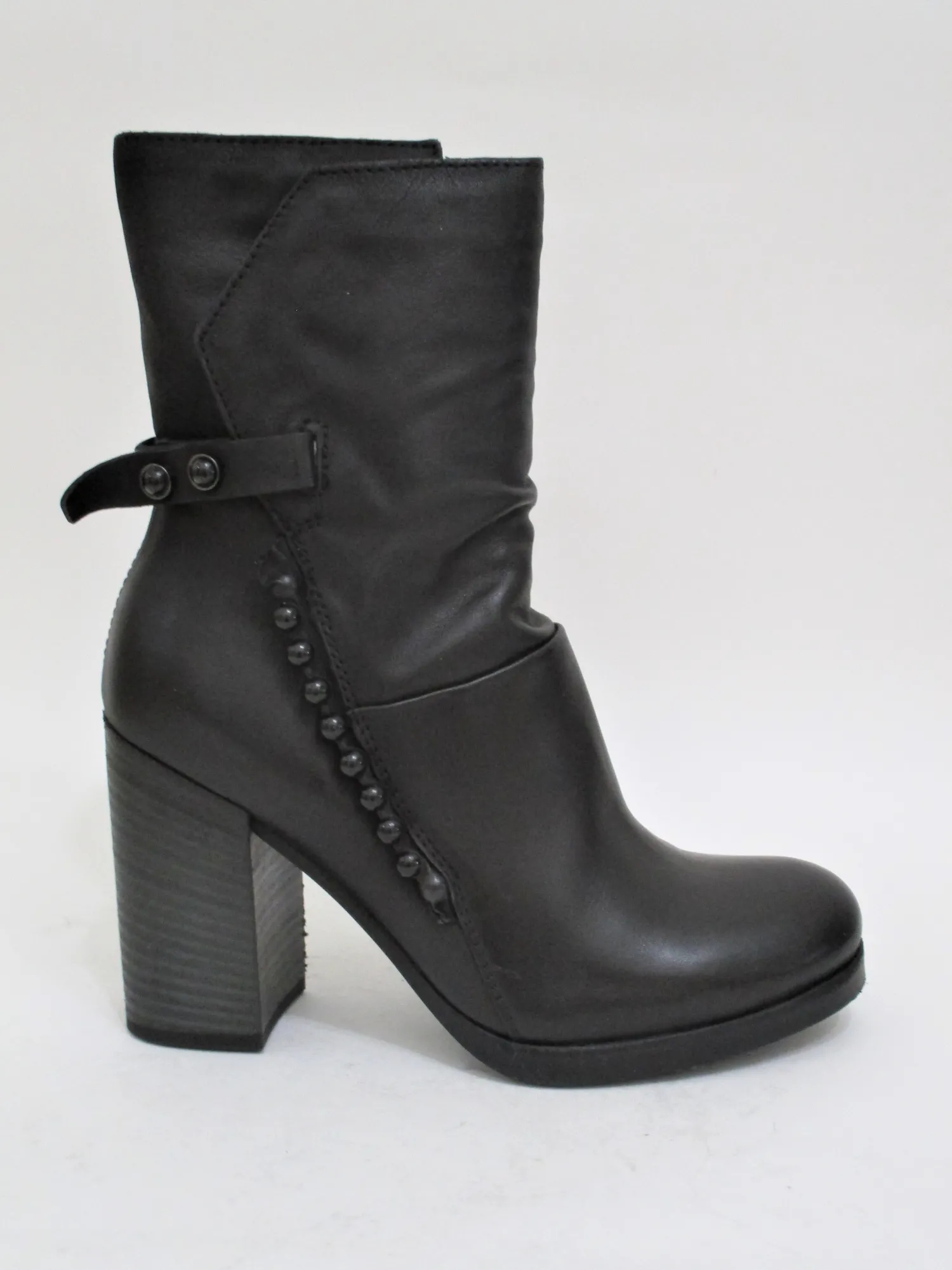Tronchetto pelle donna 590206 nero<Mjus Online