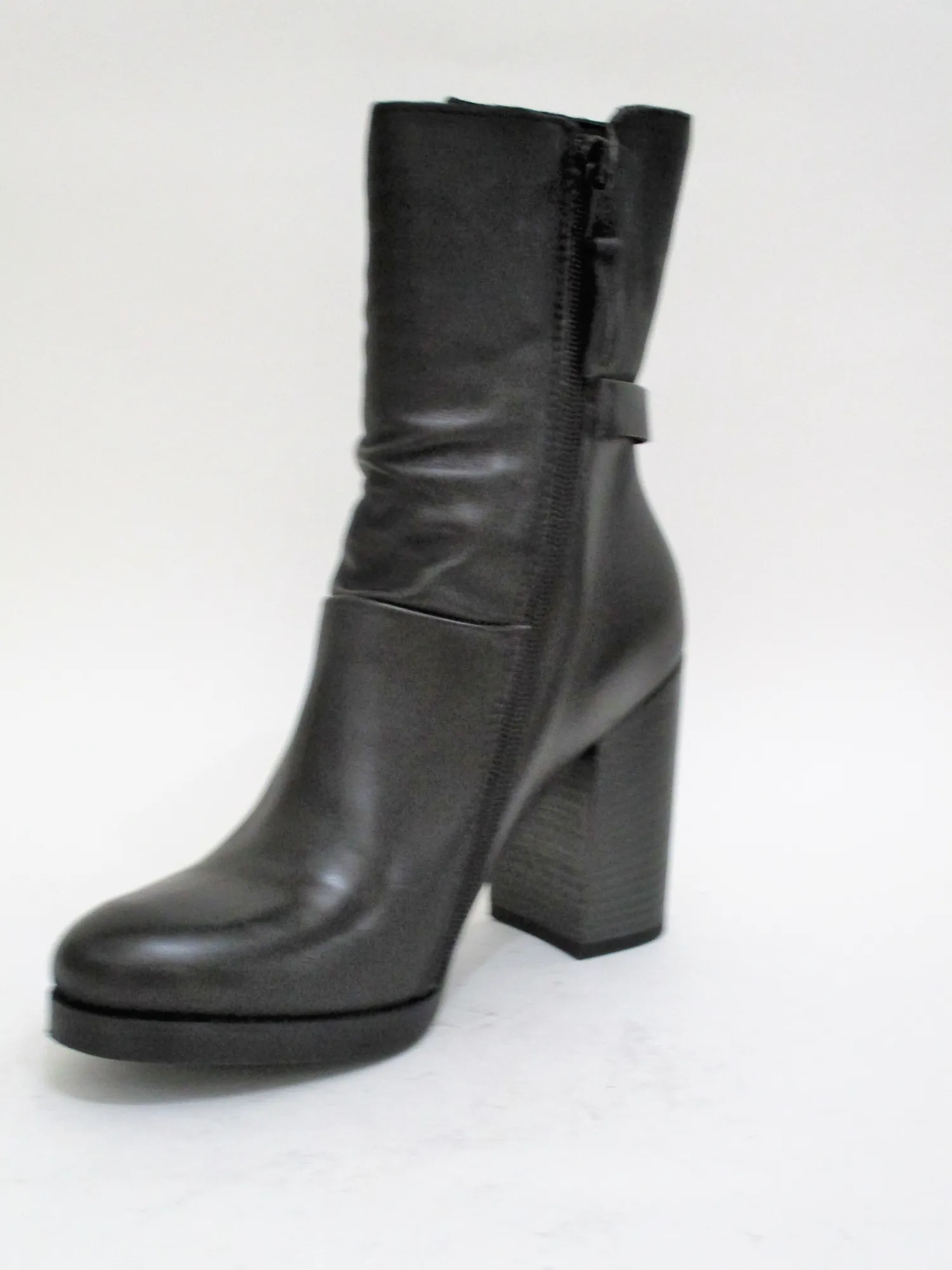 Tronchetto pelle donna 590206 nero<Mjus Online