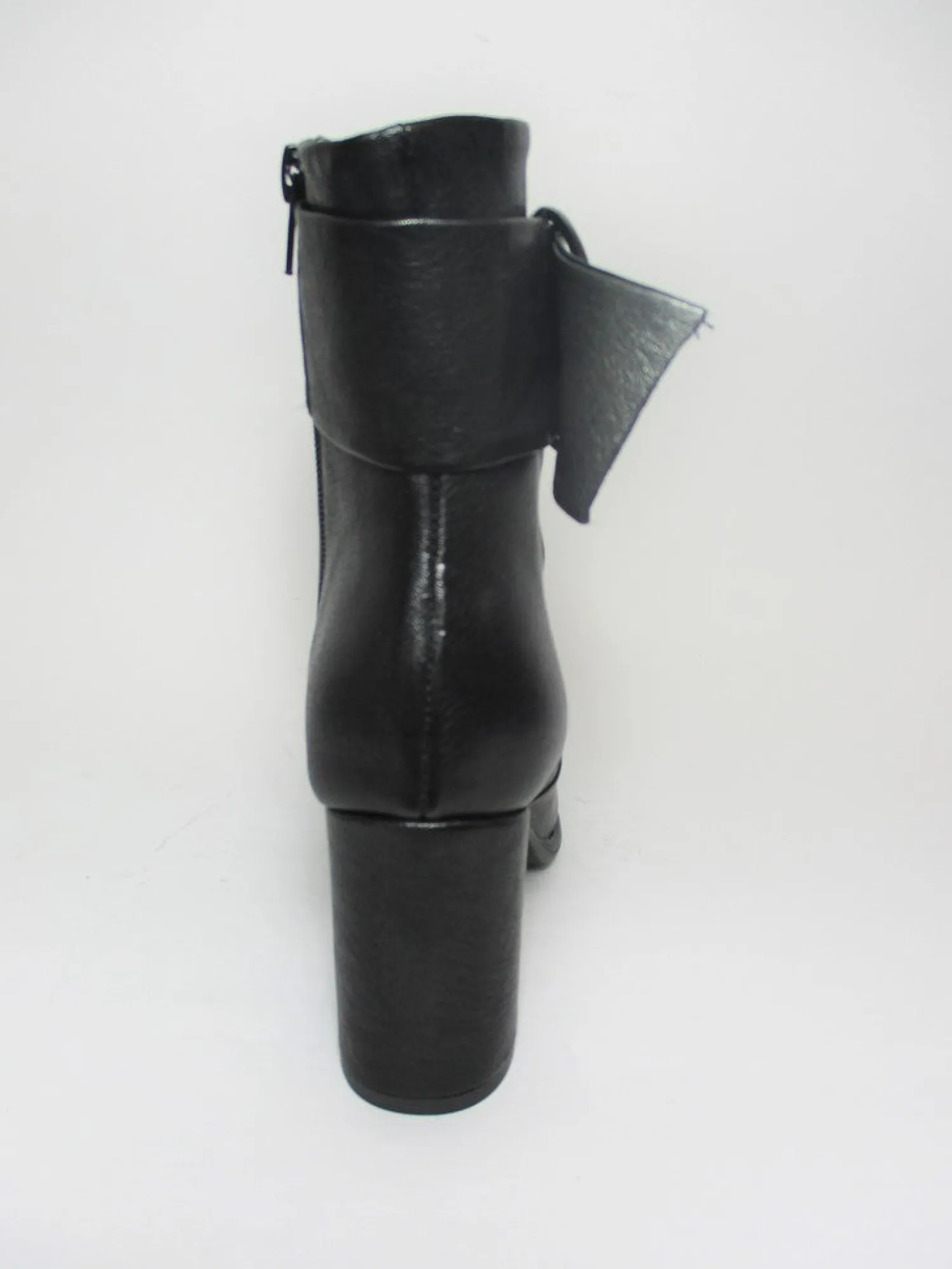 Tronchetto pelle donna 7099 nero<Paola Ferri Fashion